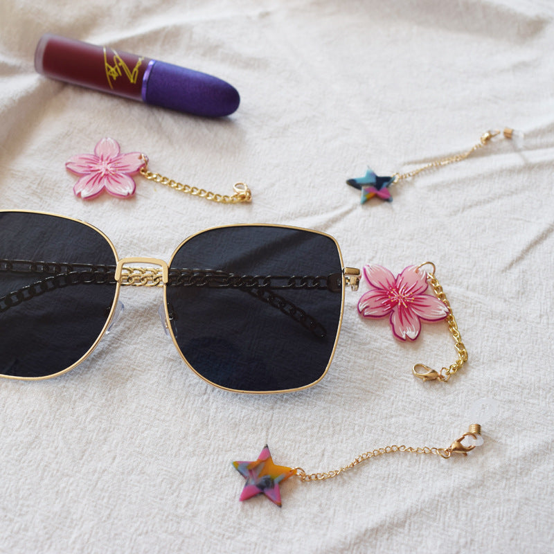 Star-Shaped Eyewear Chain Kalsten