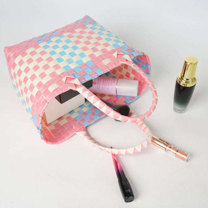 Handwoven basket bag with modern structural pattern Kalsten