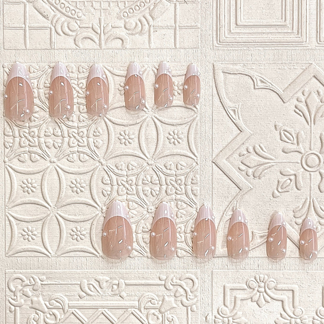 Elegant Decorative Press-On Nail Set Kalsten