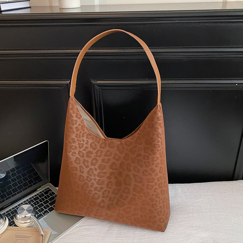 Chic Leopard Print Hobo Bag