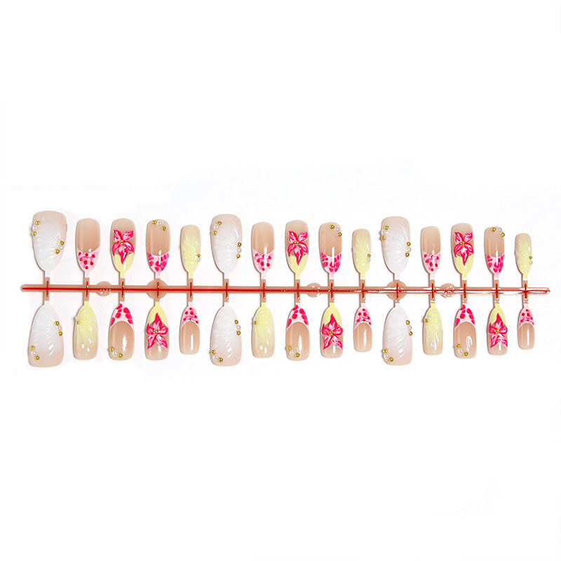 Artificial nail set with floral motifs and elegant embellishments Kalsten