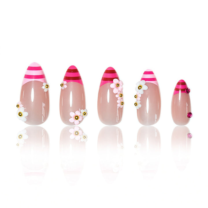 Elegant Floral Nail Art Kalsten