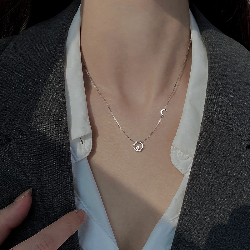 Elegant Geometric Pendant Necklace Kalsten