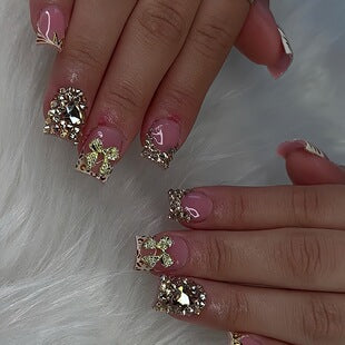 Creative 3D Bow and Pearl Nail Extensions Kalsten