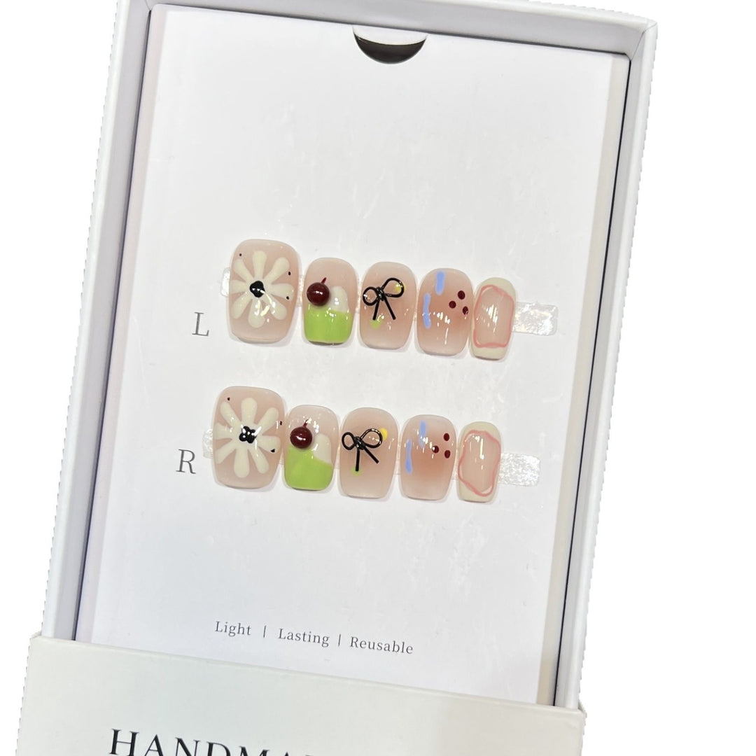 Artistic Floral Press-On Nail Set with Reusable Design Kalsten