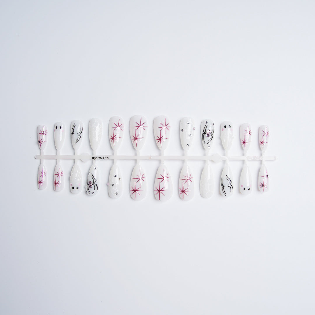 Artistic nail set with stainless steel applications Kalsten