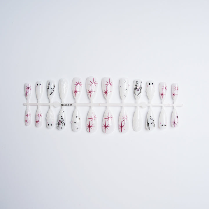 Artistic nail set with stainless steel applications Kalsten