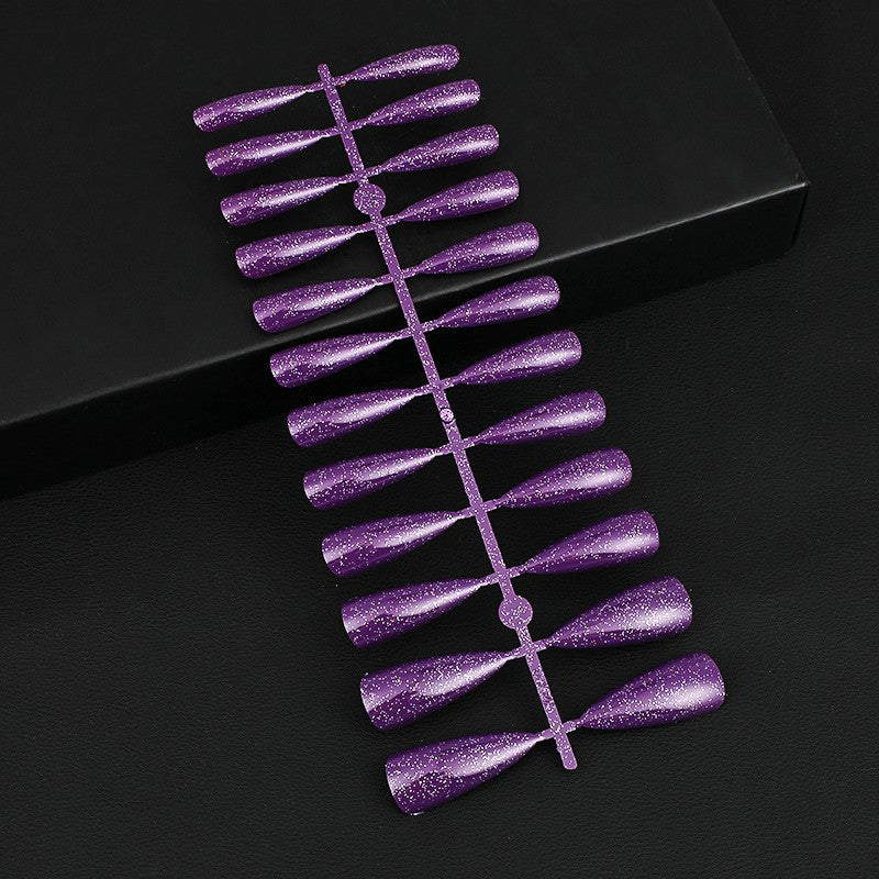Glittering artificial nails in elegant design Kalsten