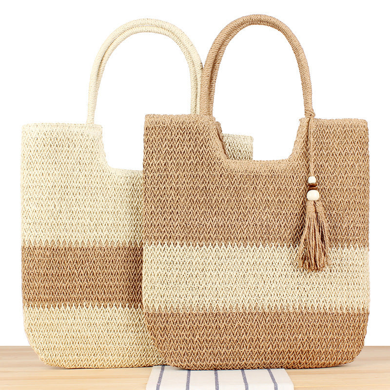 Elegant straw bag with practical tassels Kalsten