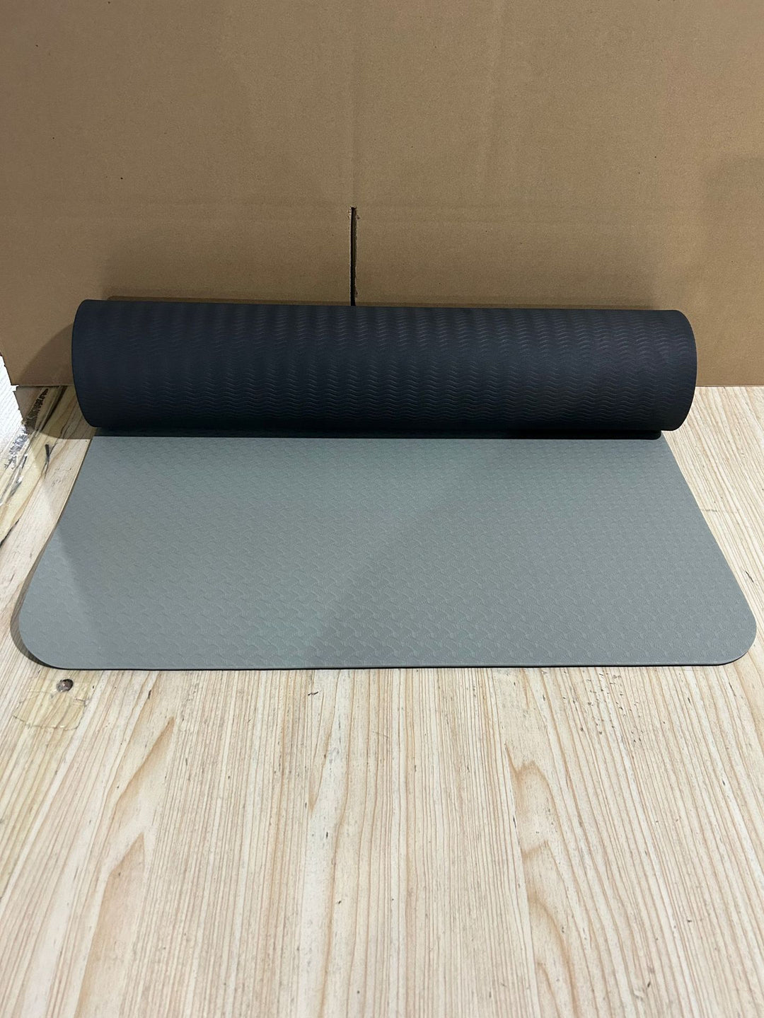 Non-slip and pollutant-free yoga mat Kalsten