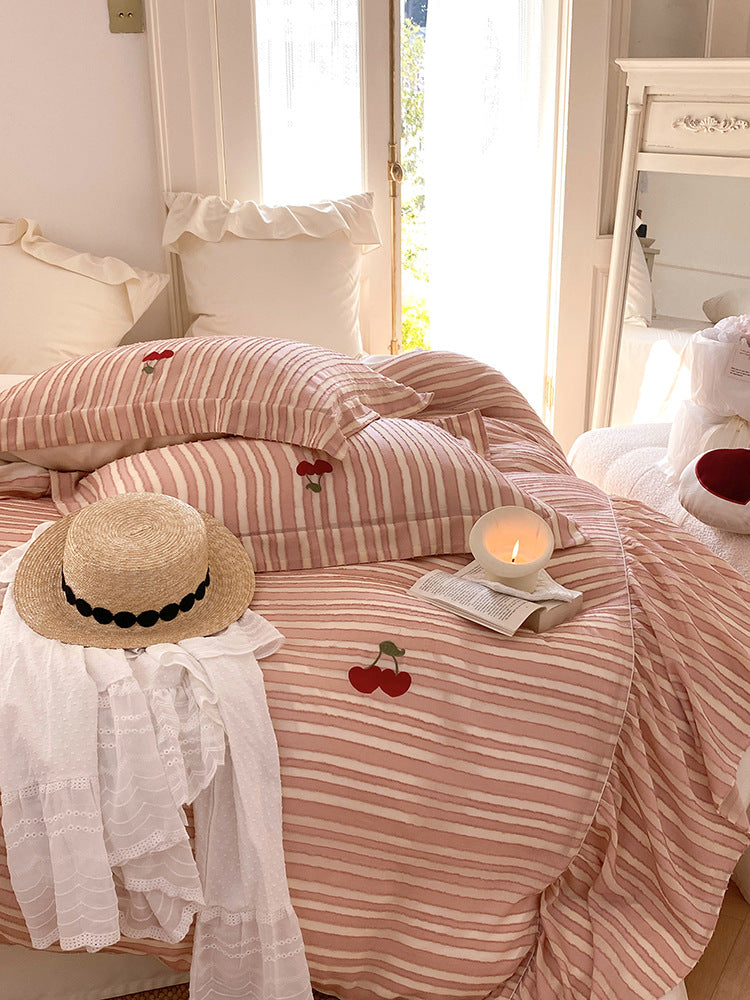 Striped bedding set made of cotton satin with cherry embroidery and ruffled edge