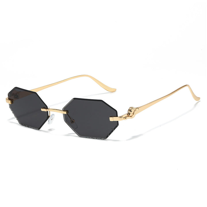 Fashion-Forward Angular Sunglasses Kalsten