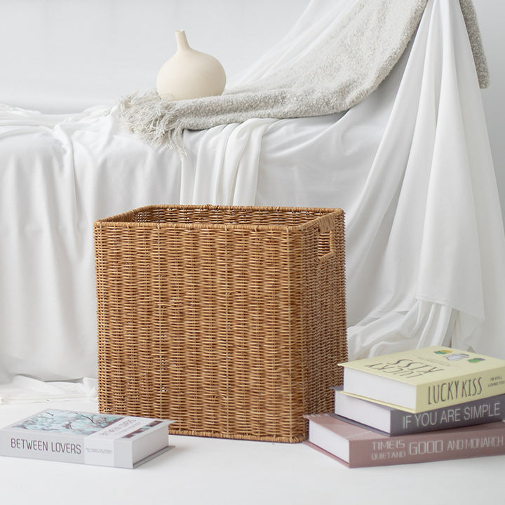 Versatile storage basket made of natural wicker Kalsten