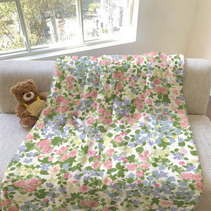 Floral Pattern Plush Blanket