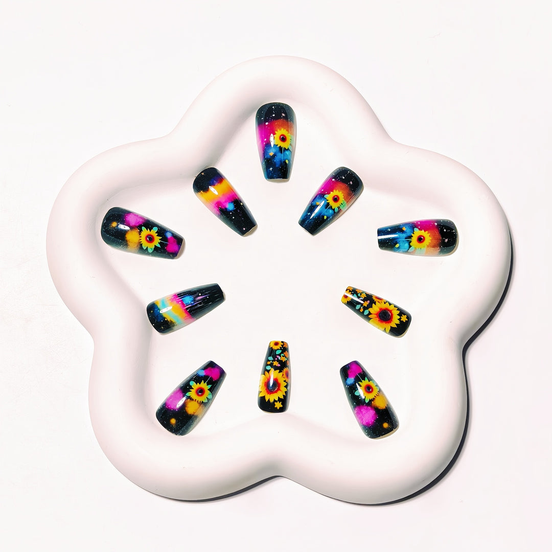 Artificial nails in creative sunflower and galaxy design Kalsten