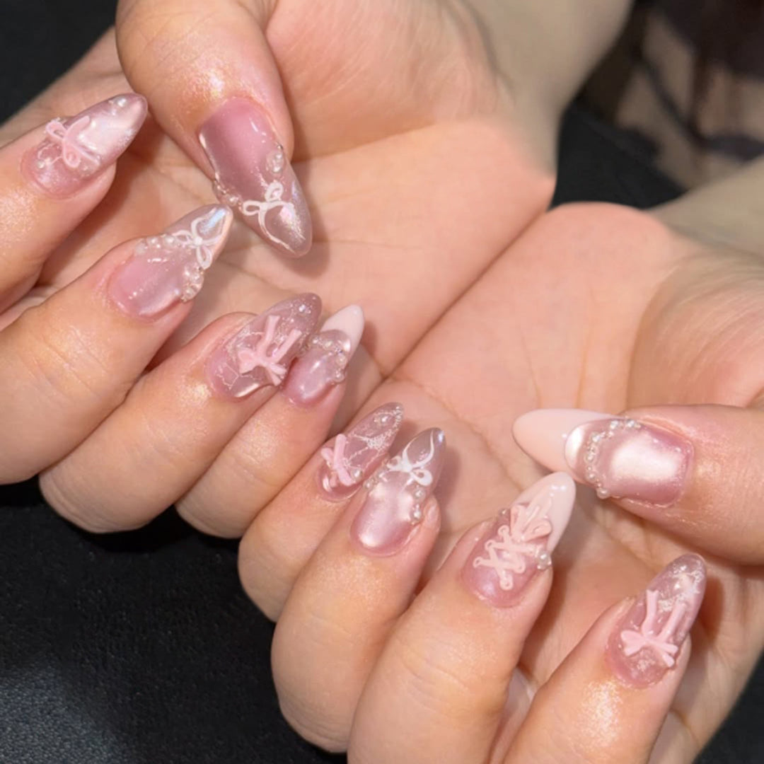 Artful stiletto nails with glitter accents Kalsten