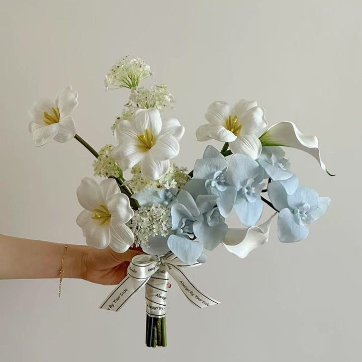 Beautiful Floral Wedding Bouquet for Special Celebrations