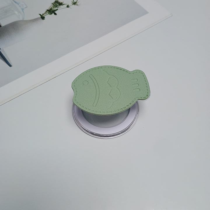 Fish-Shaped Leather Phone Holder Kalsten