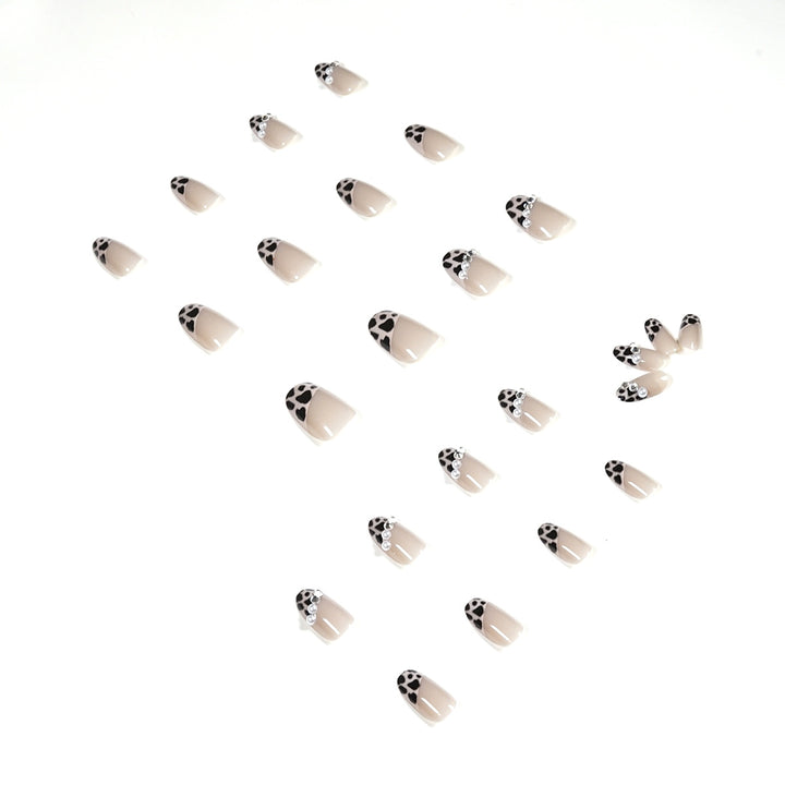 Artistic and elegant artificial nails Kalsten