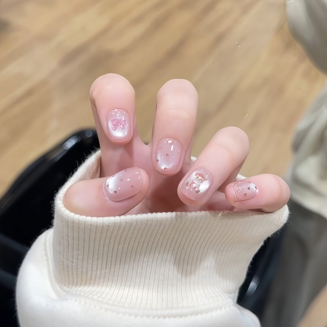 Artificial Nail Art Tips with Romantic Designs Kalsten