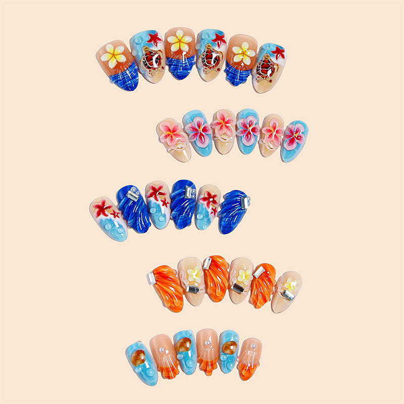 Artificial nails in maritime design with 3D embellishments Kalsten