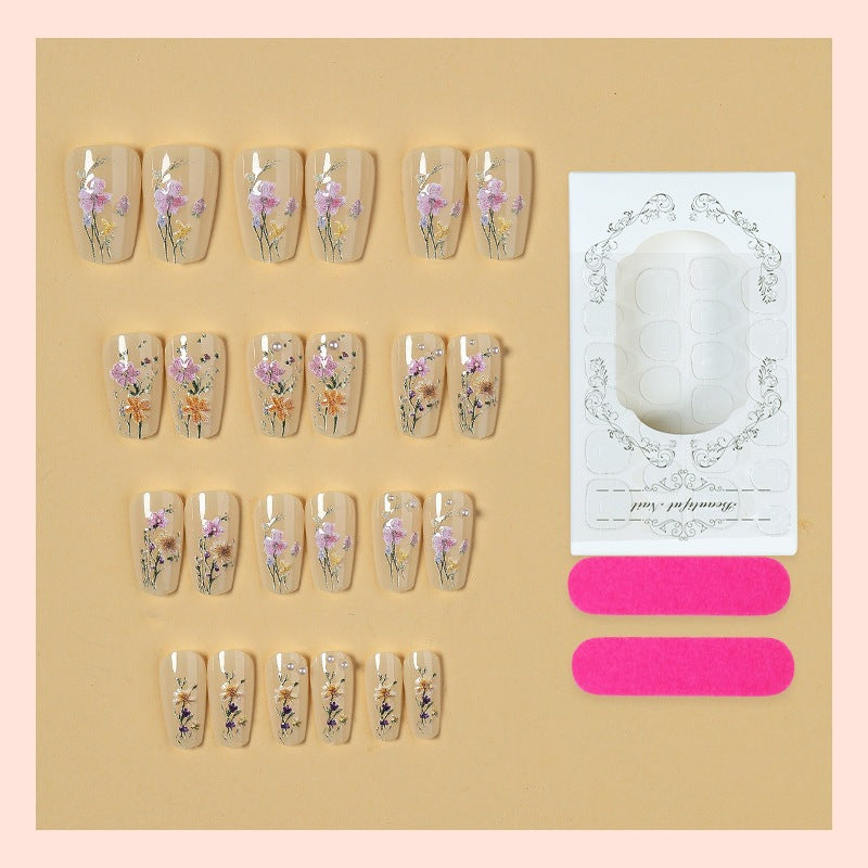 Artificial nail set with floral embellishments and glamorous details Kalsten