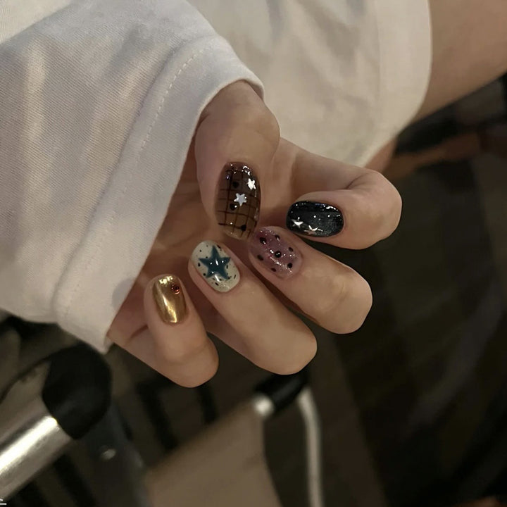 Artistic Nail Design Kit Kalsten