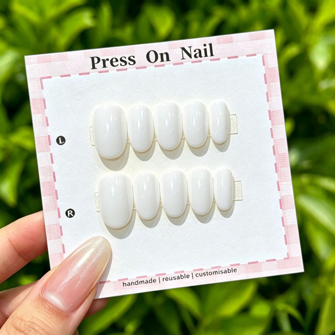 Artistic Press-On Nail Set with Tropical and Floral Accents