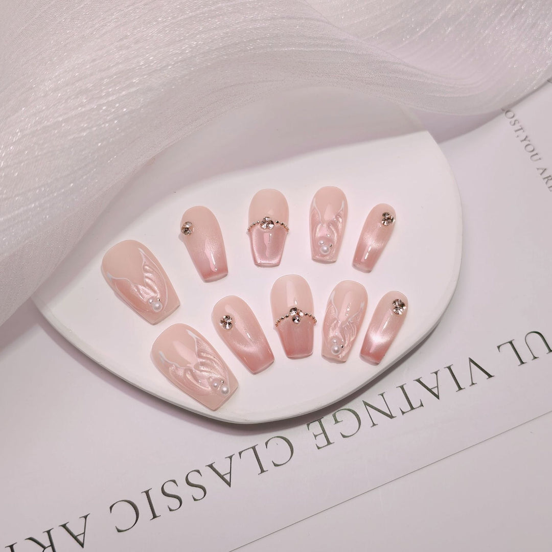 Elegant French Tip Press-On Nails Kalsten