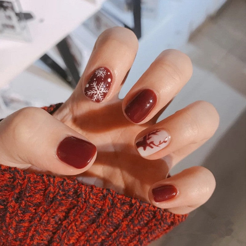Artificial nail set with festive Christmas design Kalsten