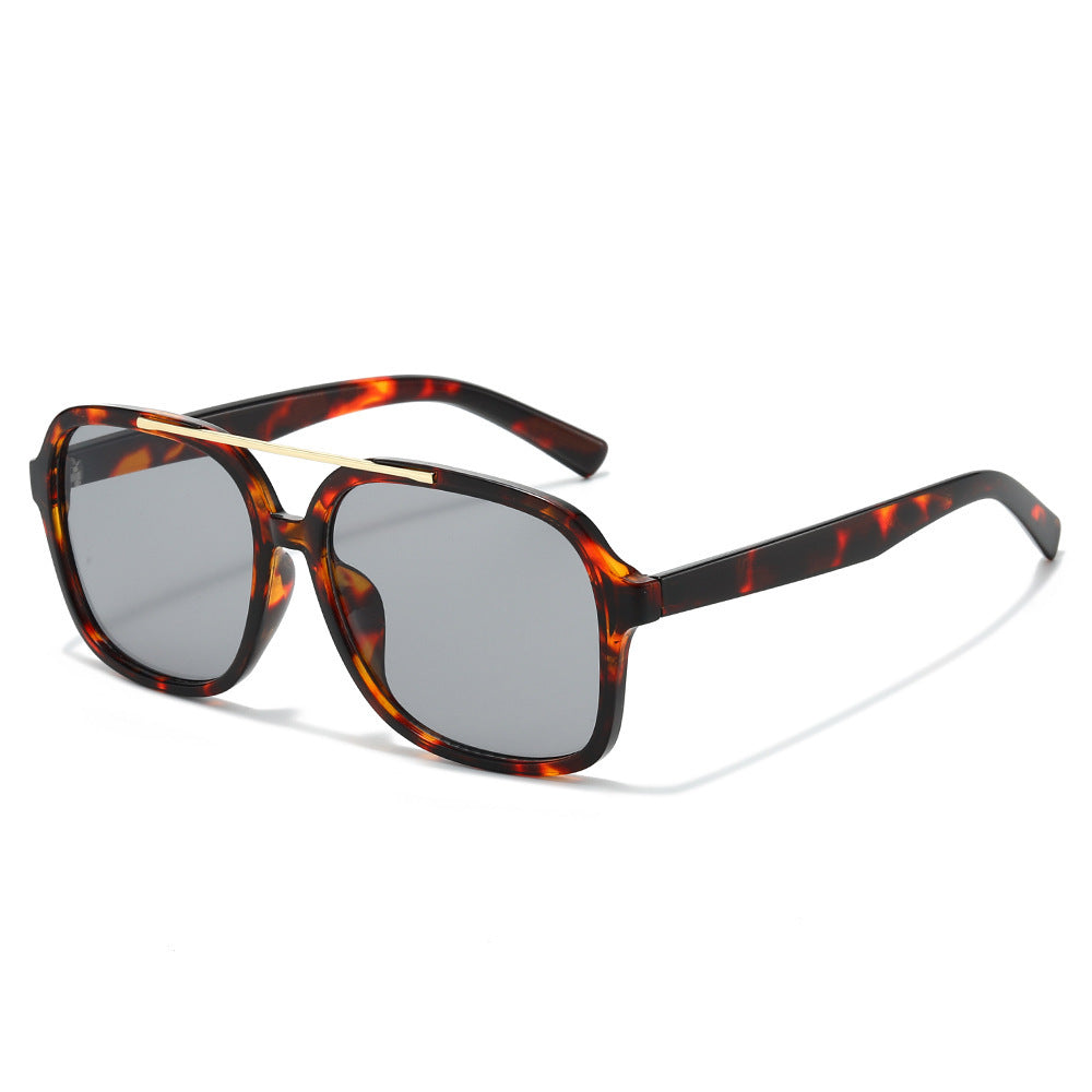 Retro-Inspired Tortoiseshell Sunglasses Kalsten