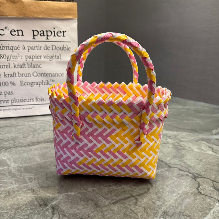 Playful basket bag with bow Kalsten