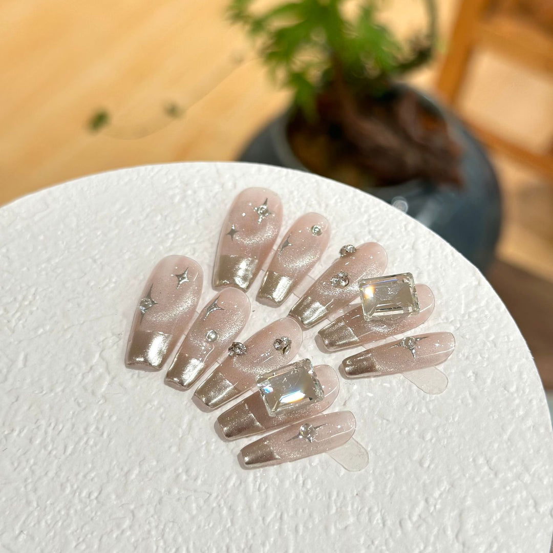 Glamorous Press-On Nail Set with Rhinestone Accents