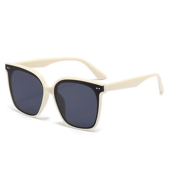 Fashion-Forward Sunglasses Kalsten