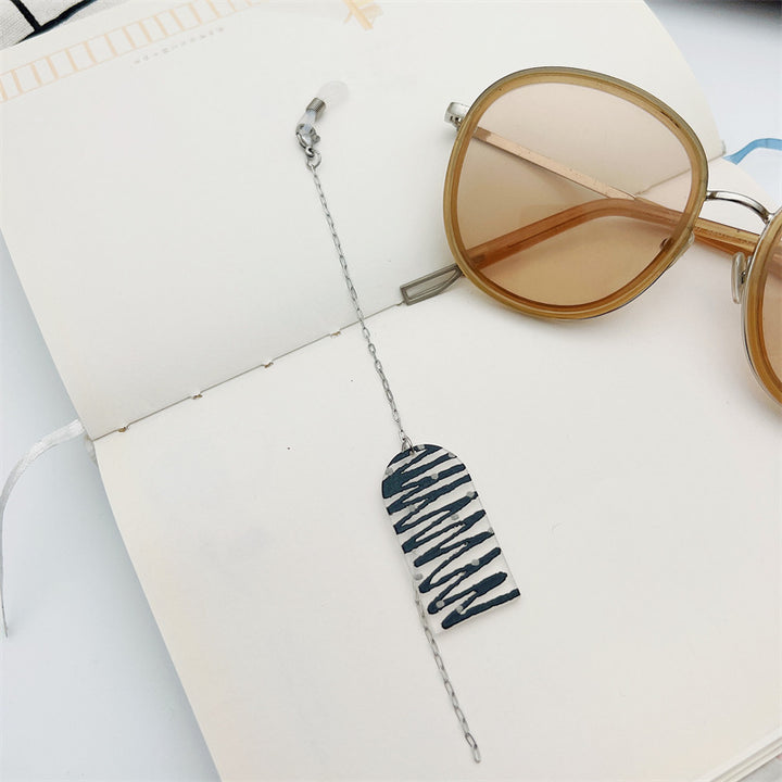 Heart-Designed Eyewear Chain Holder Kalsten