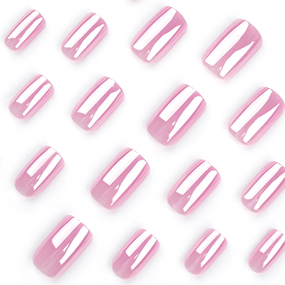 Artistic Nail Extensions with Shimmering Effect Kalsten
