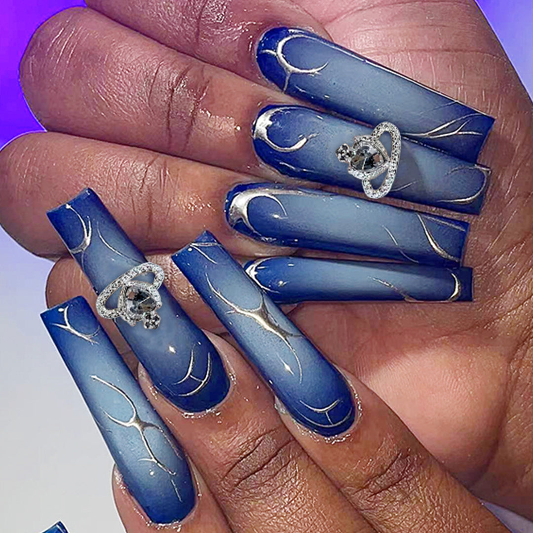 Creative artificial nails with ombre effect and glitter Kalsten