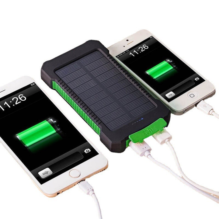 Solar-powered power bank with robust casing and intelligent charging function Kalsten