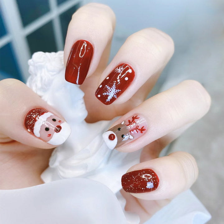 Holiday-Themed 3D Nail Art Set Kalsten