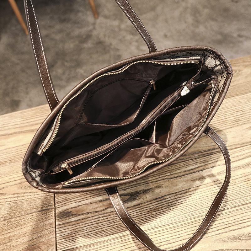 Elegant Patterned Handheld Tote Bag