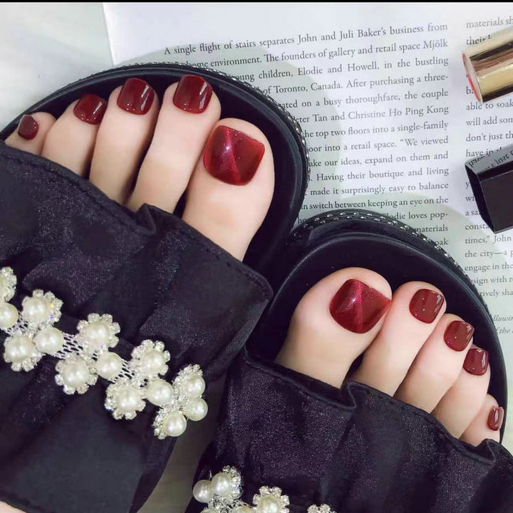 Artificial nails with elegant shine Kalsten