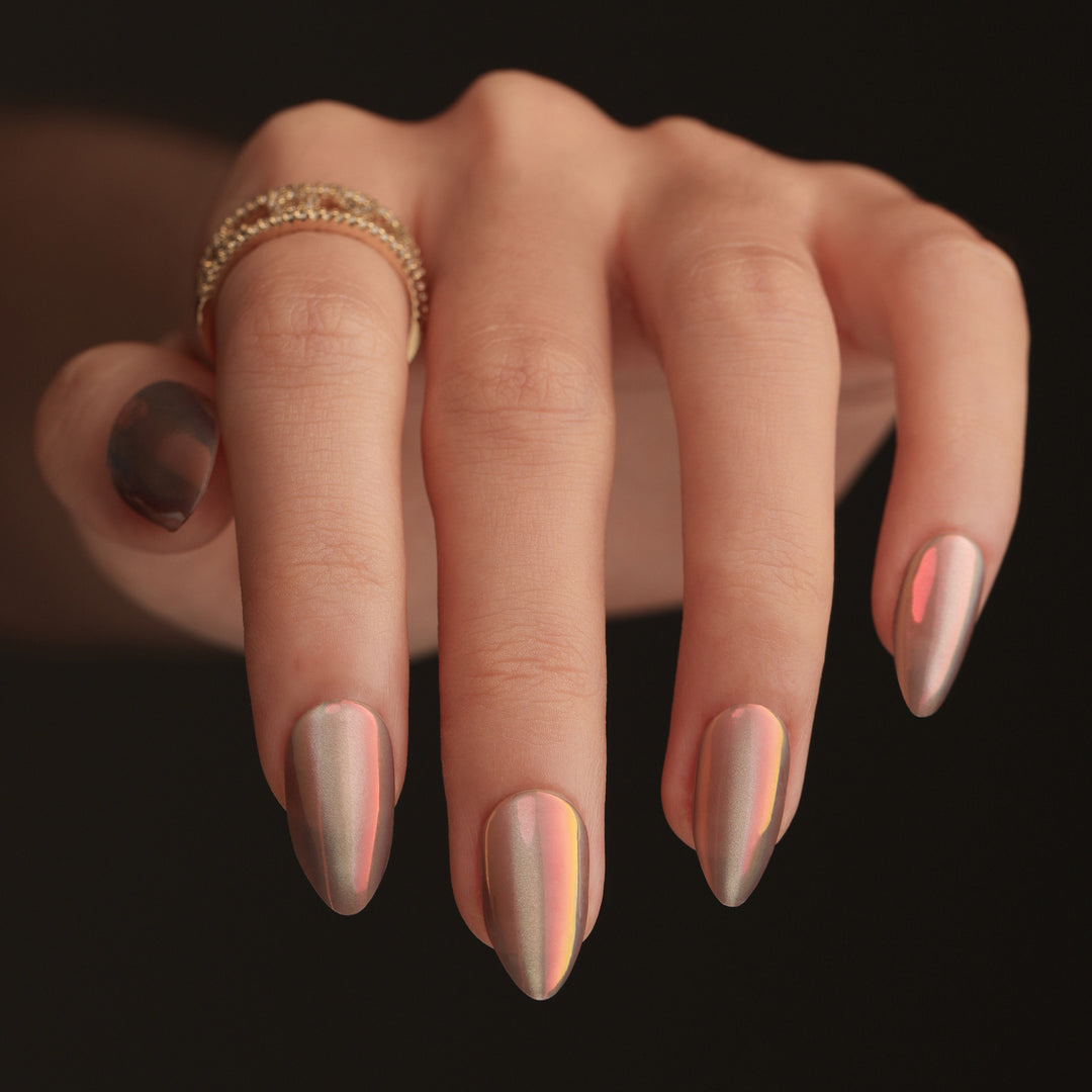 Elegant Artistic Stiletto Nails with Shimmering Gradient Kalsten