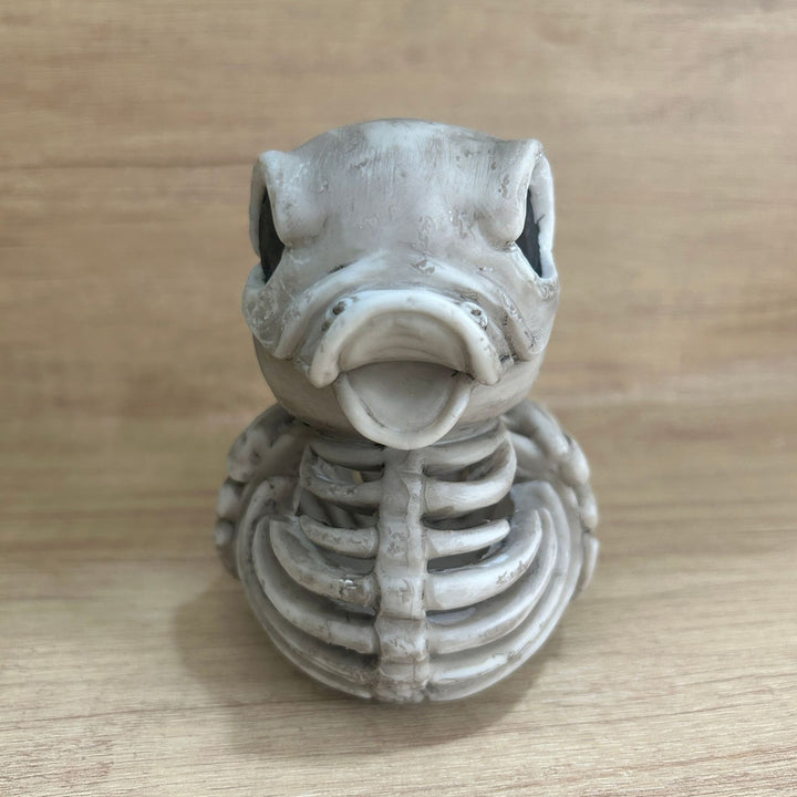 Decorative figure in skeleton style Kalsten