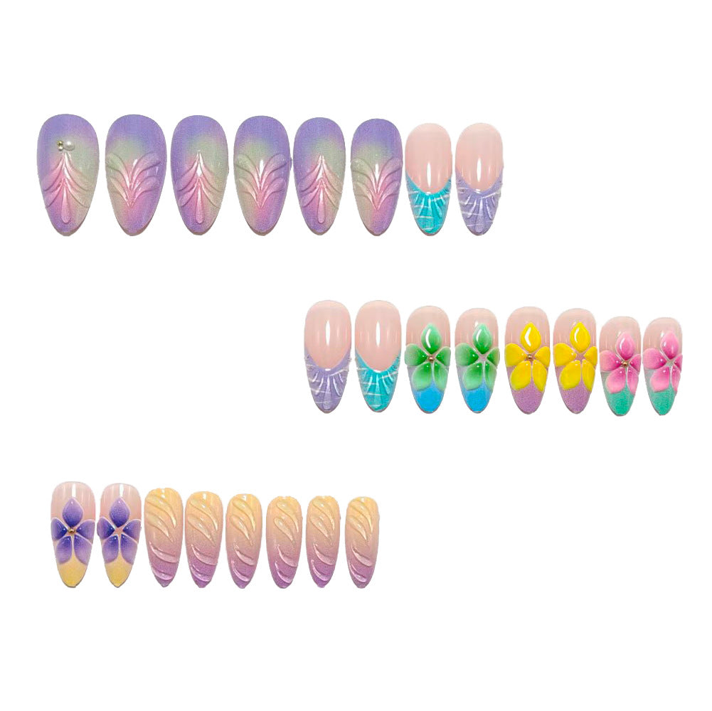 Artificial nails with striking 3D flower design Kalsten