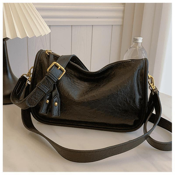 Elegant Leather Handbag Kalsten