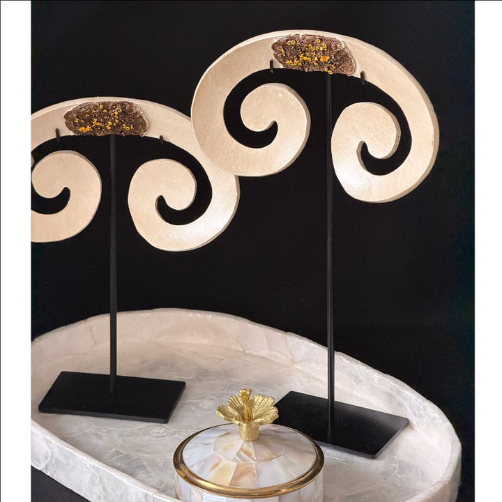 Artistic Decorative Sculpture Stand