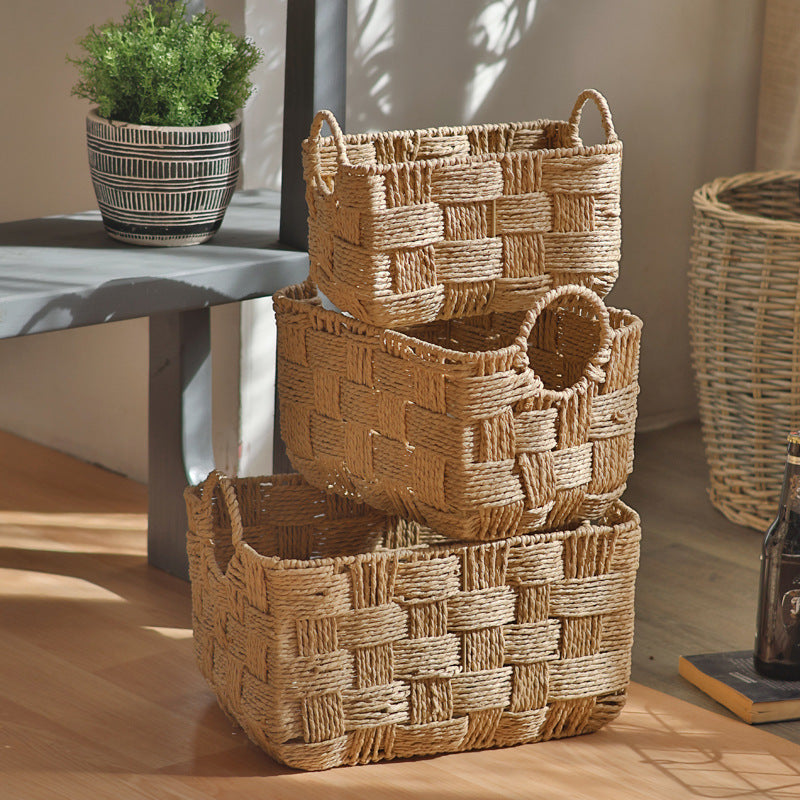 Handmade storage basket with practical handle Kalsten