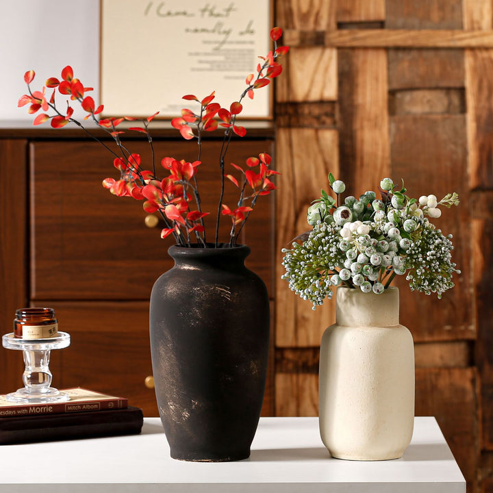 Handcrafted ceramic vase Kalsten