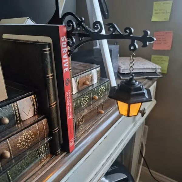 Decorative Ghost Reading Lamp Holder Kalsten