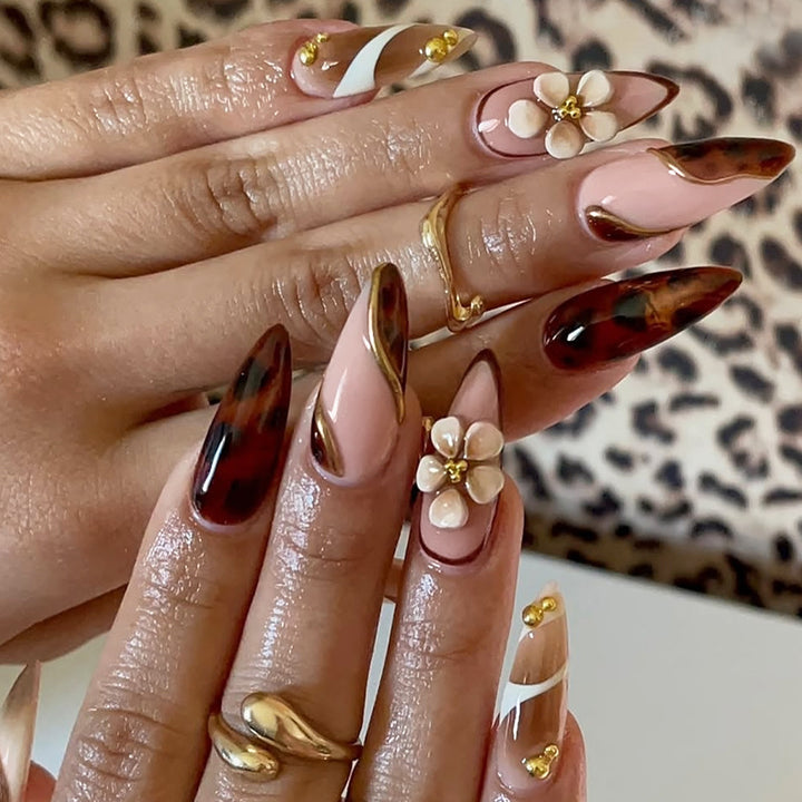 Decorative Press-On Nail Art Set with Floral and Gold Accents kalsten
